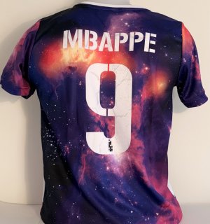 Mbappe tenue